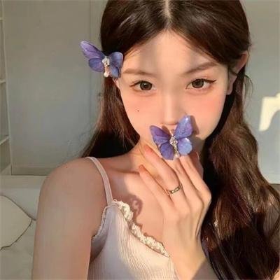 何班主和他的情人